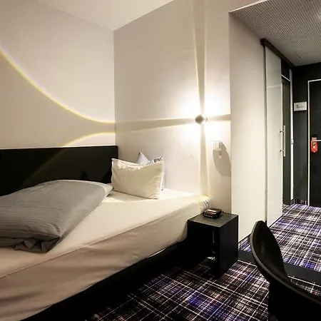 Schempp Otel