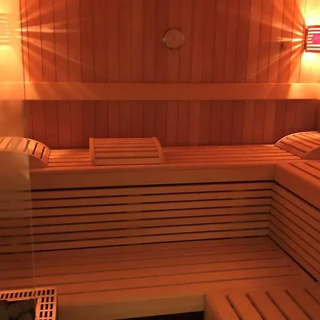 Schempp Hotel 4*