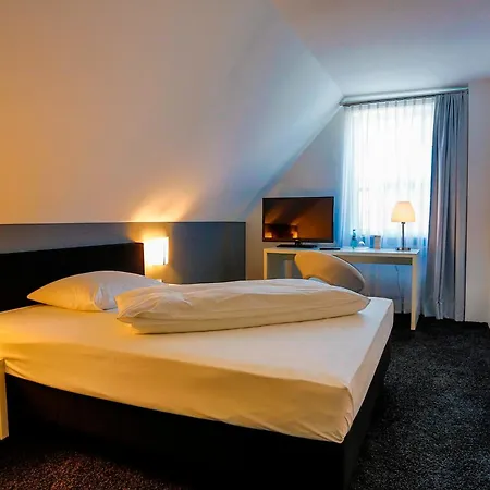 Schempp Hotel 4*