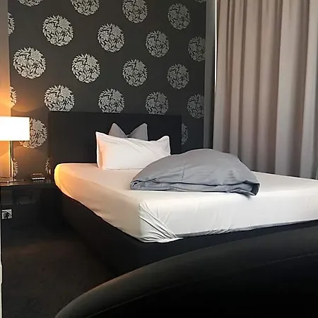 Otel Schempp 4*